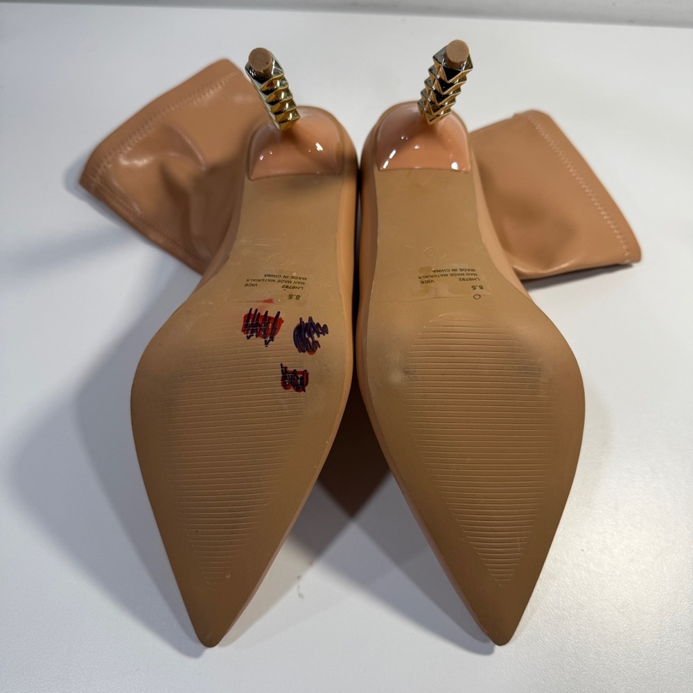 Cape Robbin Heels Beige Tan Pointed Toe Gold Ankle Booties Boots Vice Size 8.5 - Picture 12 of 14